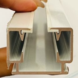 iSwift ISCT-01 Ultra Silent Curtain Track – Smooth and Quiet Motorised Operation iSwift ISCT-01 Ultra Silent Curtain Track – Smooth and Quiet Motorised Operation